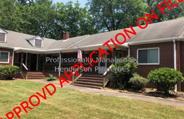 322 Sylvania Avenue - 322 Sylvania Ave, Charlotte, NC 28206