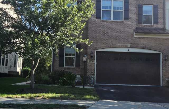 42568 Dreamweaver Drive Gallery 2