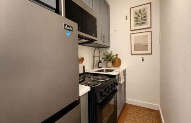 4 West 90th Street Gallery 4