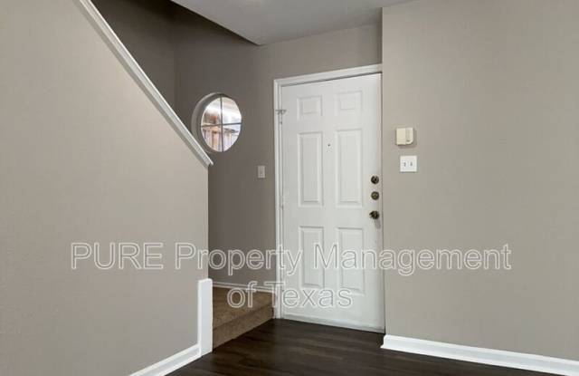1594 Parkfield Circle Gallery 3