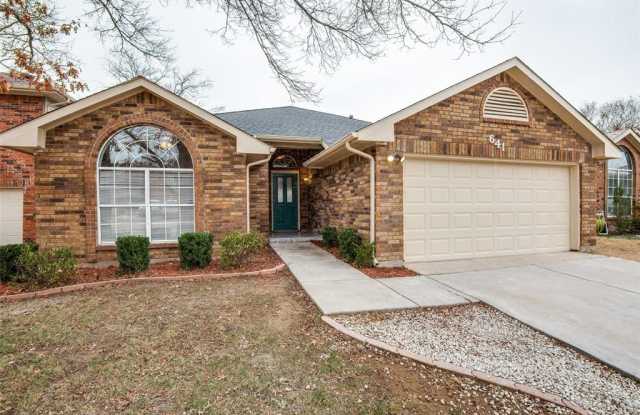 641 Beatty Drive - 641 Beatty Drive, Grand Prairie, TX 75052