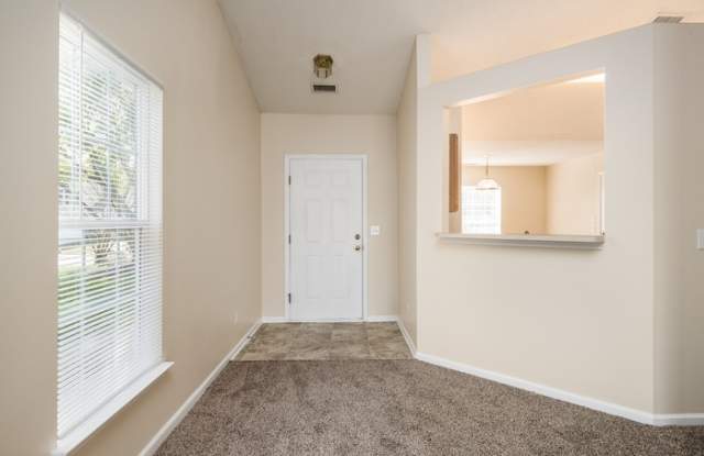 1104 Meadowbrook Lane Southwest Gallery 4