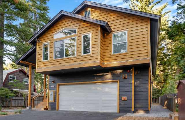 SKI LEASE: Garage, Fireplace, West Shore Beaty at “Cedar Palace” Gallery 4