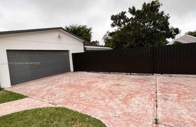 11250 SW 173rd Ter - 11250 Southwest 173rd Terrace, West Perrine, FL 33157