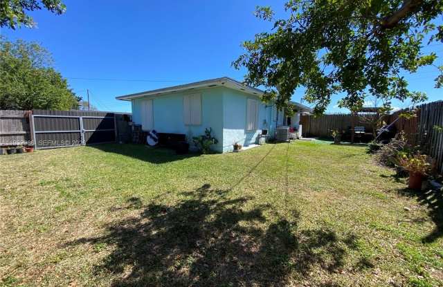 11545 SW 224th St photos photos