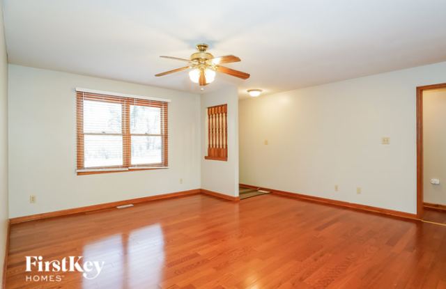 873 East Cragmont Drive Gallery 3