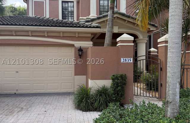 2835 Kinsington Cir Gallery 1
