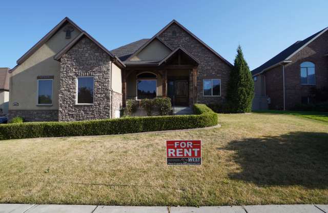 2263 E 425 N photos photos