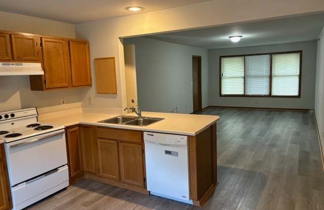 356 College Avenue - 3B Gallery 3