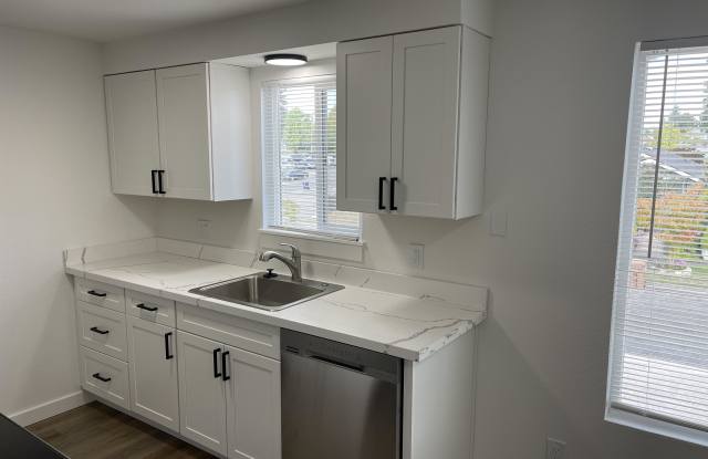 5610 South M Street - B photos photos