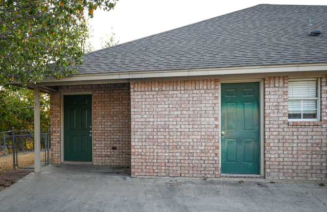 Duplex 3 bed 2 bath , Decatur TX Gallery 1
