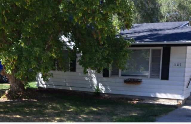 1107 Howard Ave photos photos