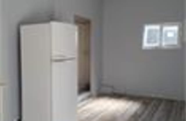 220 Southwest 16th Street - 1 Gallery 2