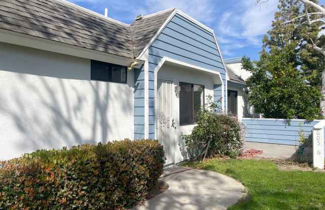 Upgraded 2 bed 2 bath - 605 East Lugonia Avenue, Redlands, CA 92374 Upgraded 2 bed 2 bath - 605 East Lugonia Avenue, Redlands, CA 92374