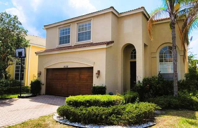 9138 Dupont Place photos photos