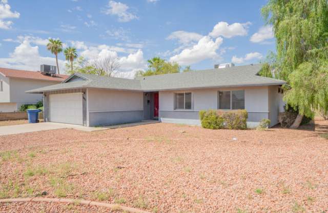 1662 East Manhatton Drive Gallery 2