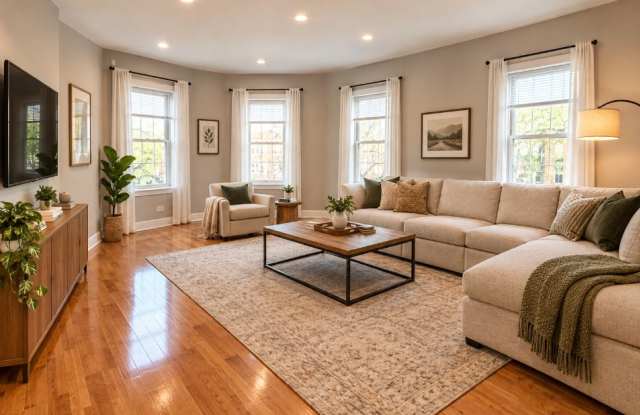 1155 West Lunt Avenue Gallery 1