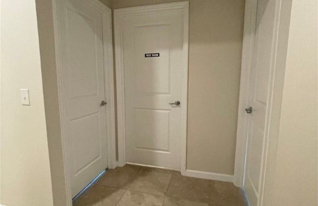 16045 Beachberry Drive Gallery 3