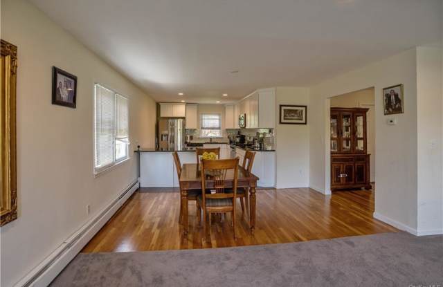 202 Alpine Place Gallery 4