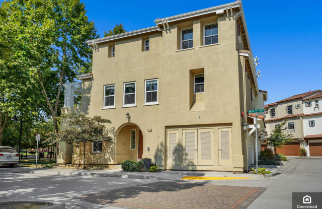 412 Chagall St - 412 Chagall Street, Mountain View, CA 94041