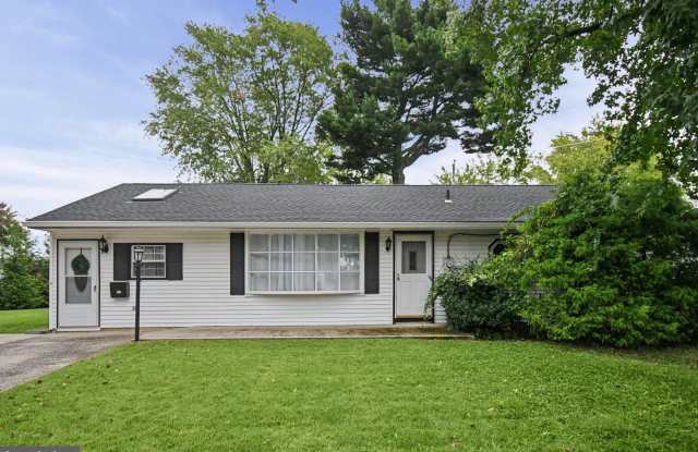 110 LEBBIE Lane Gallery 2
