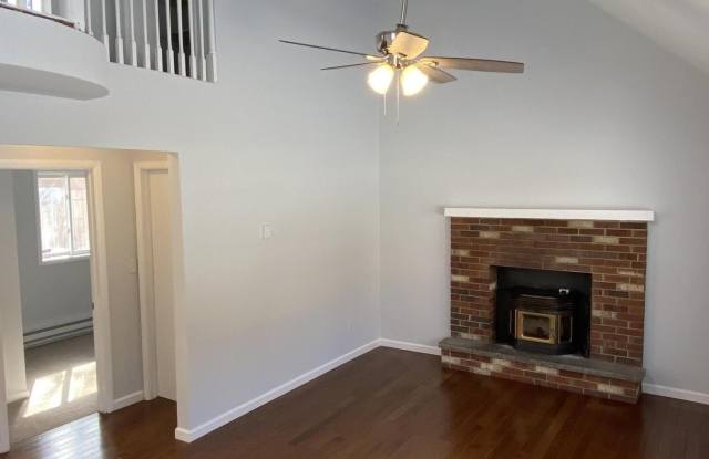 994 Country Place Drive Gallery 3