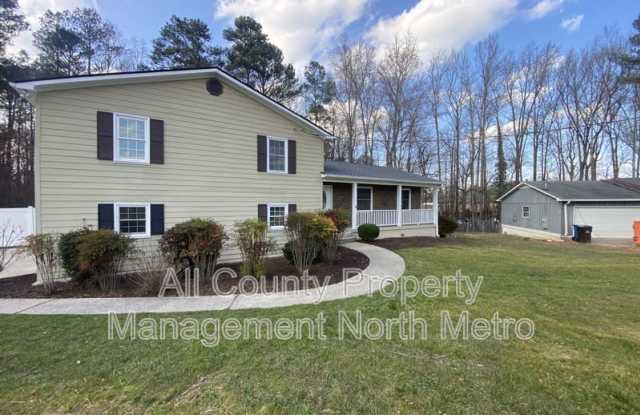 180 Crestwood Court - 180 Crestwood Court, Alpharetta, GA 30009