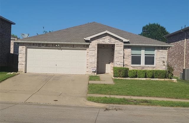 8417 Redheart Street - 8417 Redheart Street, Arlington, TX 76002