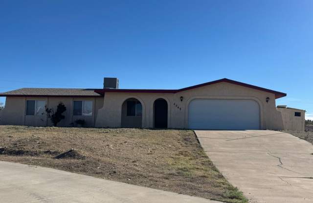 Spacious 3-Bedroom Home with 1.5 Acres and Room for All Your Toys photos photos