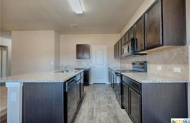 15208 Shell Bark Cove Gallery 3