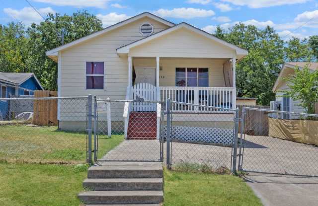 142 Jean photos photos