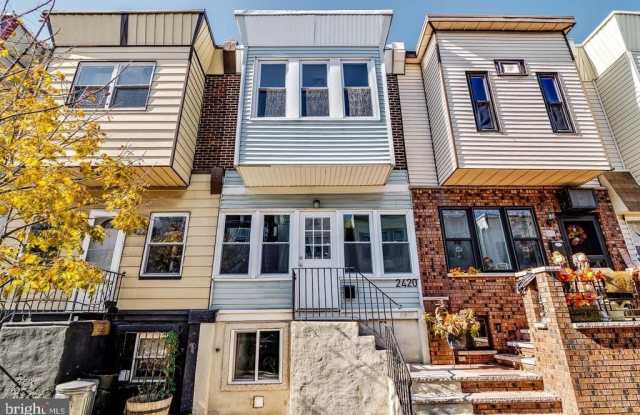 2420 S LEE STREET photos photos