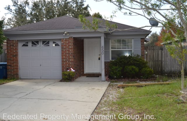 650 AMERICAS CUP CIR S - 650 Americas Cup Circle South, Jacksonville, FL 32233