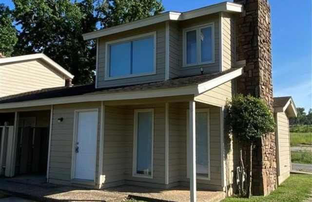 13739 Turnberry  LN Unit #101 photos photos