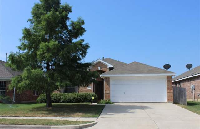 4040 Summerhill Lane - 4040 Summerhill Lane, Fort Worth, TX 76244