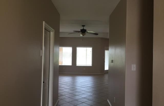3 W Augusta Court Gallery 2