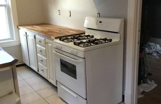 593 Plymouth Ave. - 2  2nd FL. photos photos