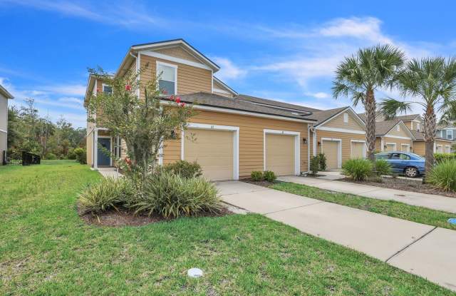 Great 3 bedroom/ 2.5 bathroom townhome just a short drive to St Augustine and beaches! photos photos
