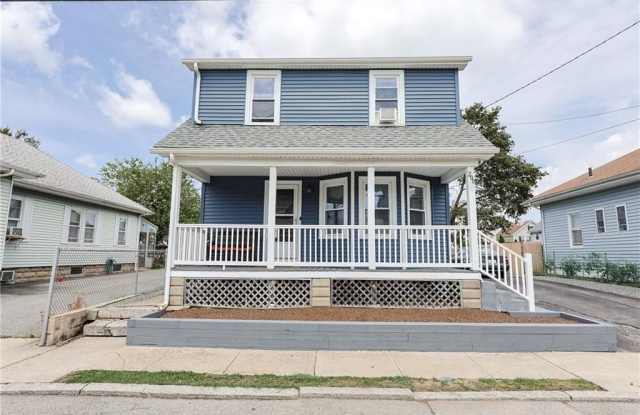 200 Woodward Avenue photos photos