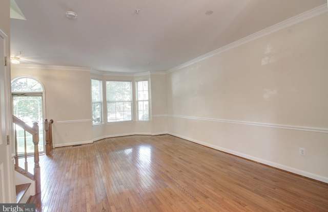 8864 BRIARCLIFF LANE photos photos