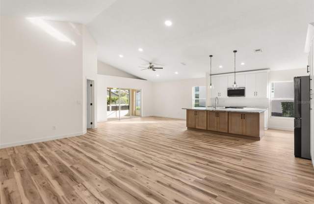 3635 KINGSWOOD Court Gallery 4