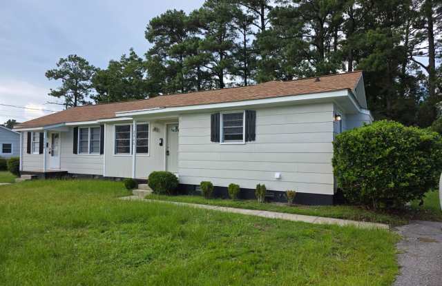 Updated 3-Bedroom Duplex | Move-In Ready | Downtown Jacksonville Gallery 3