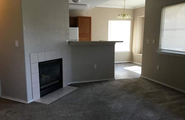 3896 Riviera GrvApt 101 Gallery 3