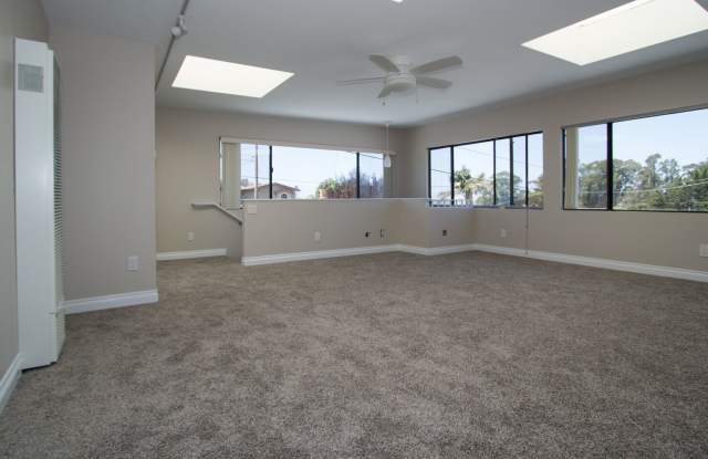 2 Bedroom, 1 Bath with view of the Bay in charming Cuesta by the Sea - 1924 Fearn Avenue, Los Osos, CA 93402