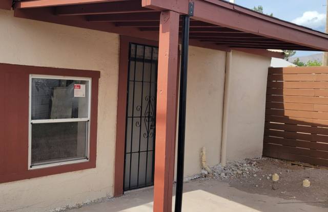 1 Bedroom/1 Bath Home! photos photos