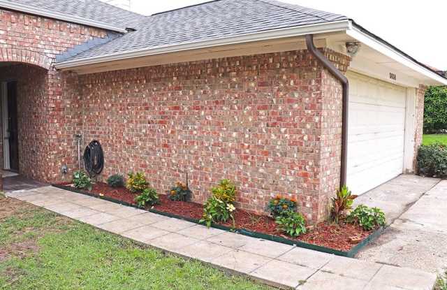 3638 W Country Club Drive Gallery 3