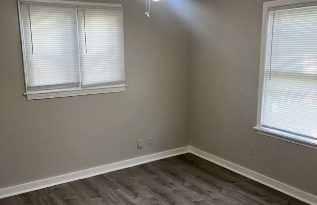 4923 N 26th St photos photos
