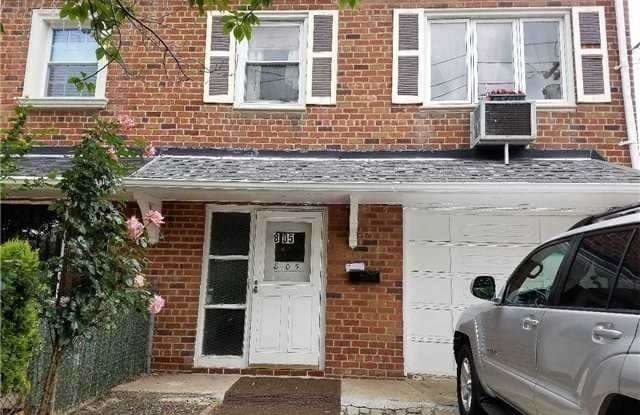 805 College Point Blvd - 805 College Point Blvd, Queens, NY 11356