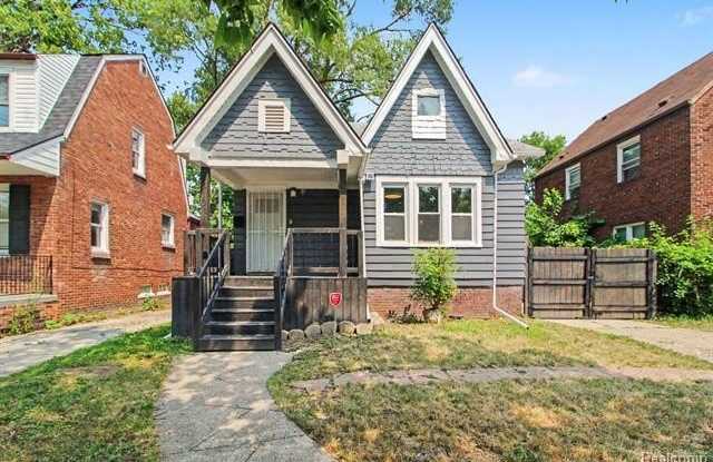 4310 Buckingham Avenue Gallery 1