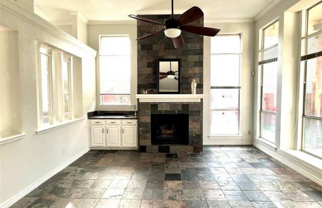 11005 Hermitage Lane Gallery 4